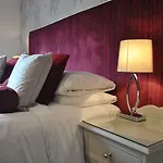 Victorian House Bed and breakfast 4*