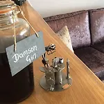 Victorian House Bed and breakfast 4*