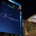 Victorian House Bed & Breakfast 4*