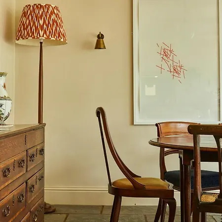 Victorian House Couette-café 4*