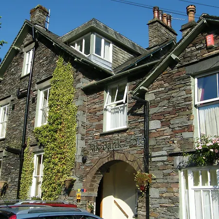 Couette-café Victorian House 4*