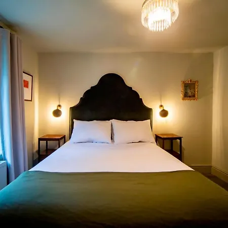 Bed & Breakfast Victorian House