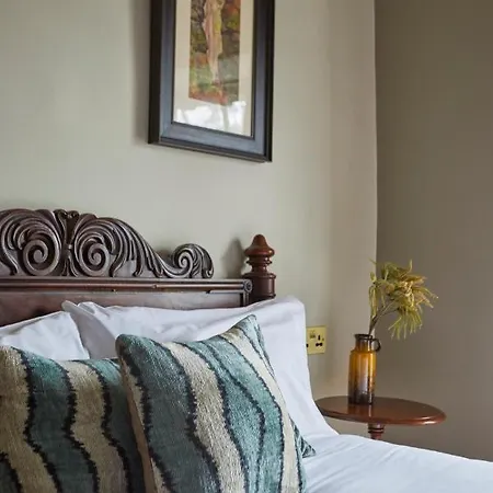 Bed & Breakfast Victorian House